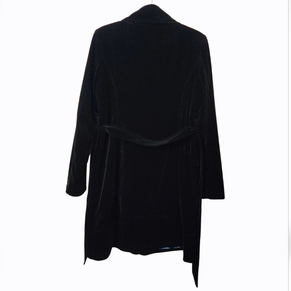 HOLIDAY MUST HAVE! Velvet Jacket-size Medium - Picture 3 of 14